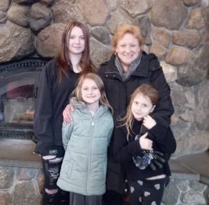 Meet your Posher, Kim